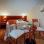 Kala 3*