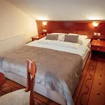 Couette-café Kala 3*