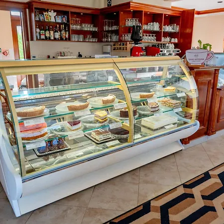 住宿加早餐酒店 Kala 3*