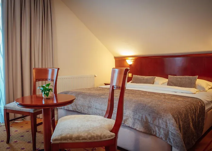 فندق مبيت وإفطار Kala 3*